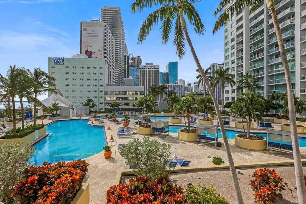 Resort And Luxurious Living In Downtown Miami Eksteriør billede